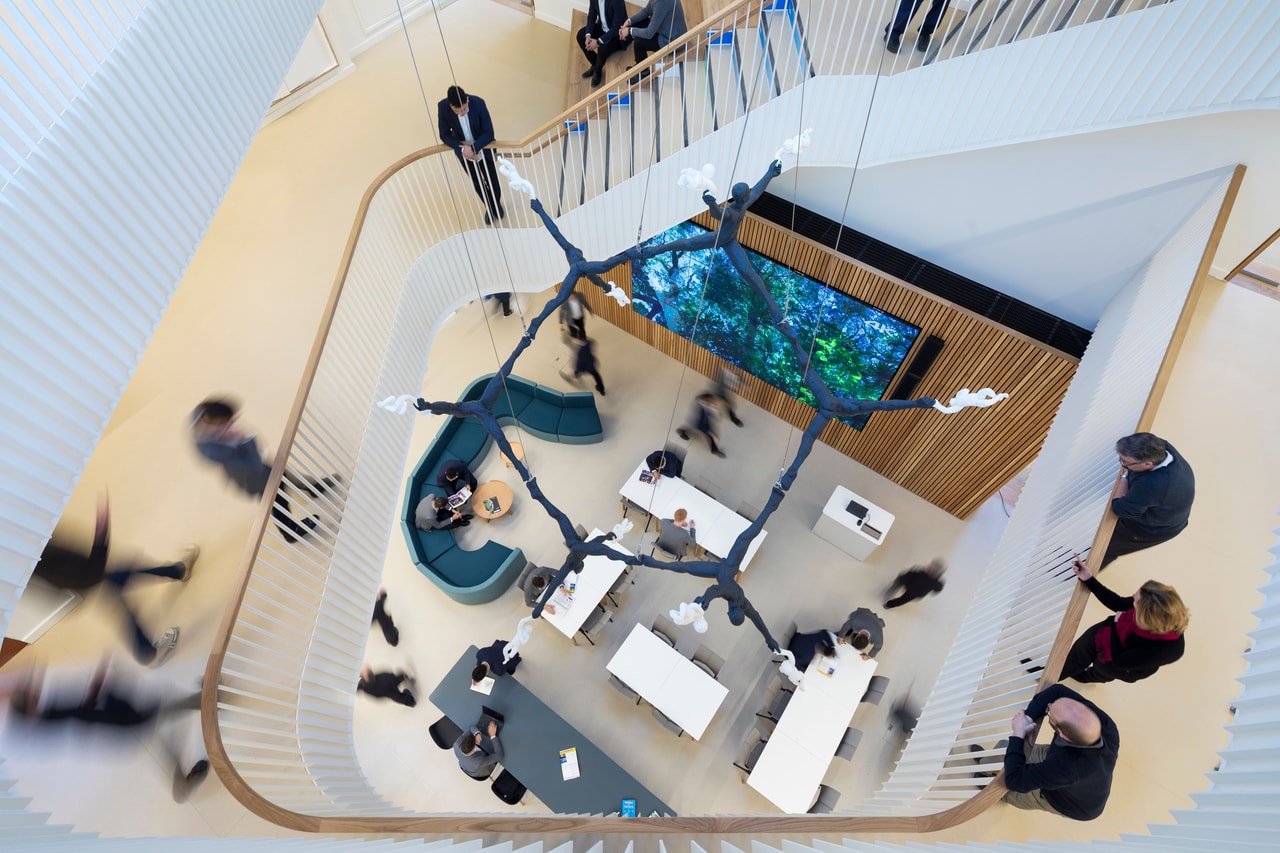 Barton Science Centre_looking down over the artrium