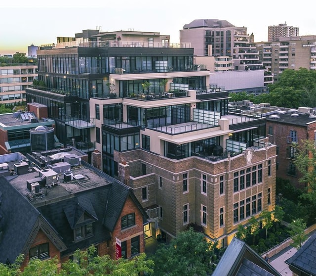 36 Hazelton