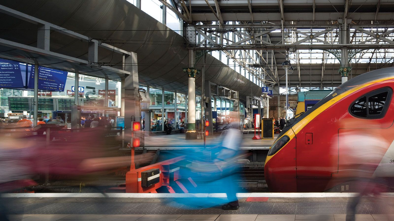 Piccadilly Station