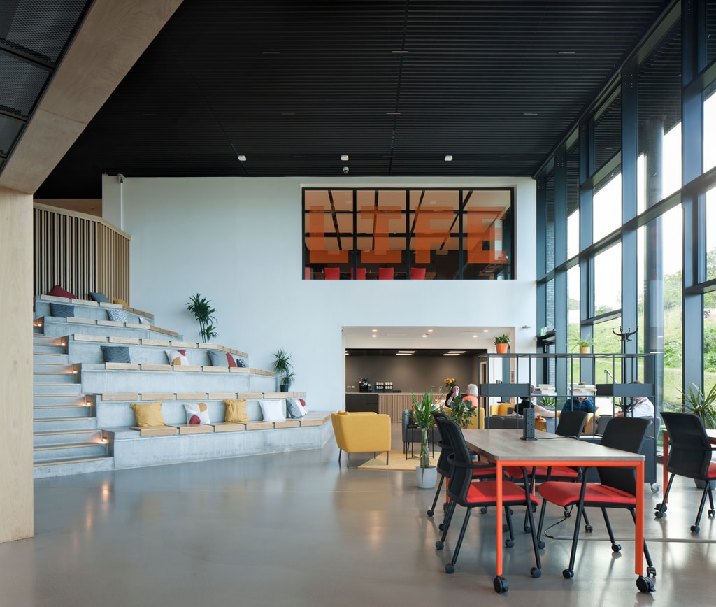 Bio Hub Cafe