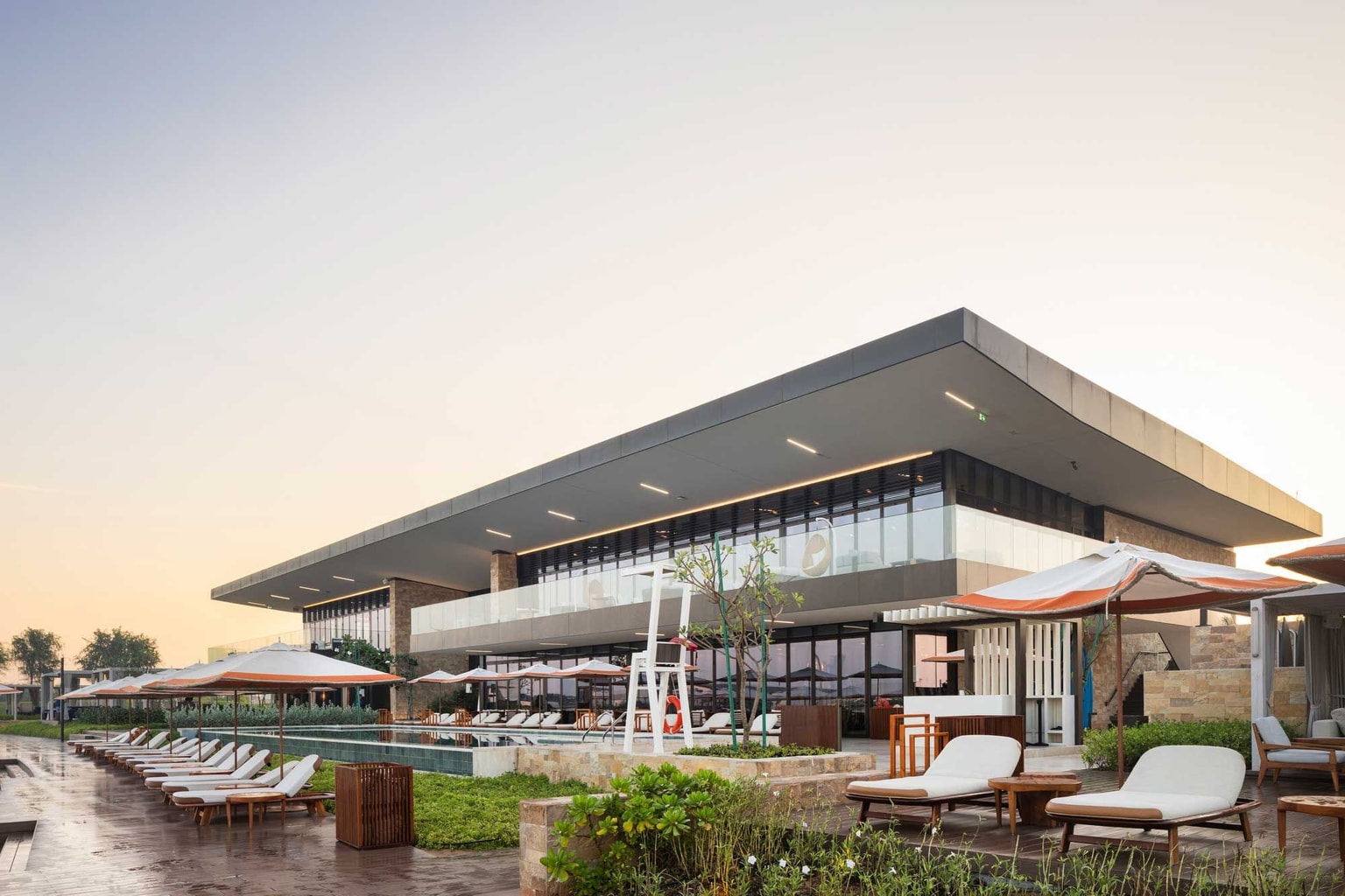 Hudayriyat Surf Ranch