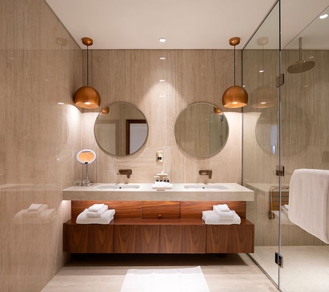 Liwa Resort interior bathroom