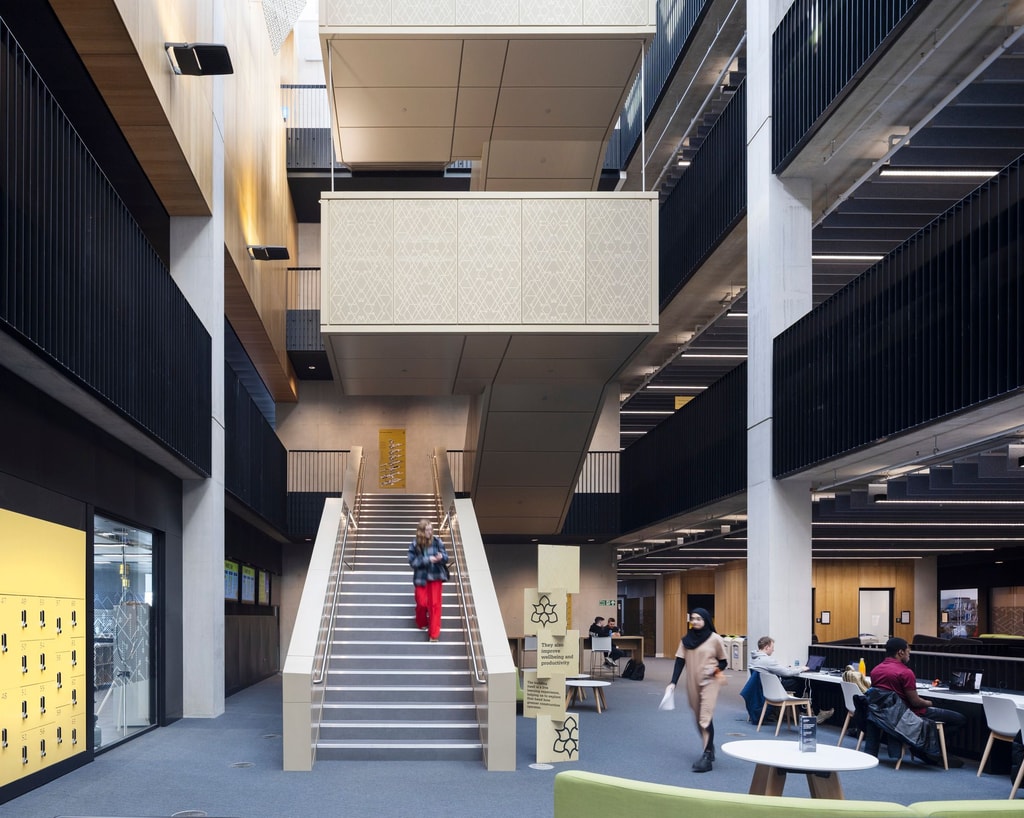 MMU Science and Engineering