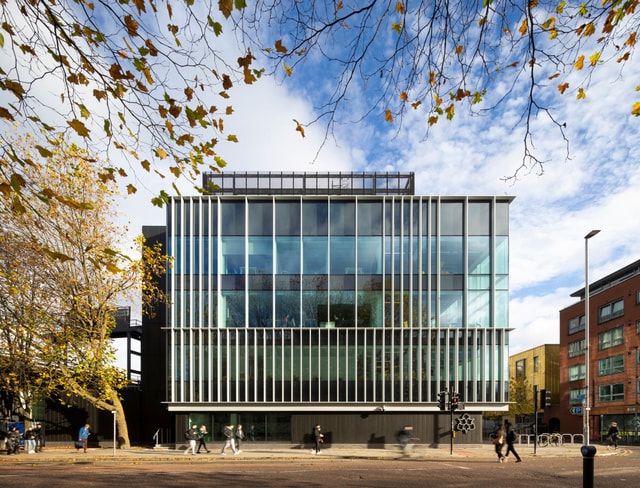 MMUIOS P3000415_BD_N18_large.jpg