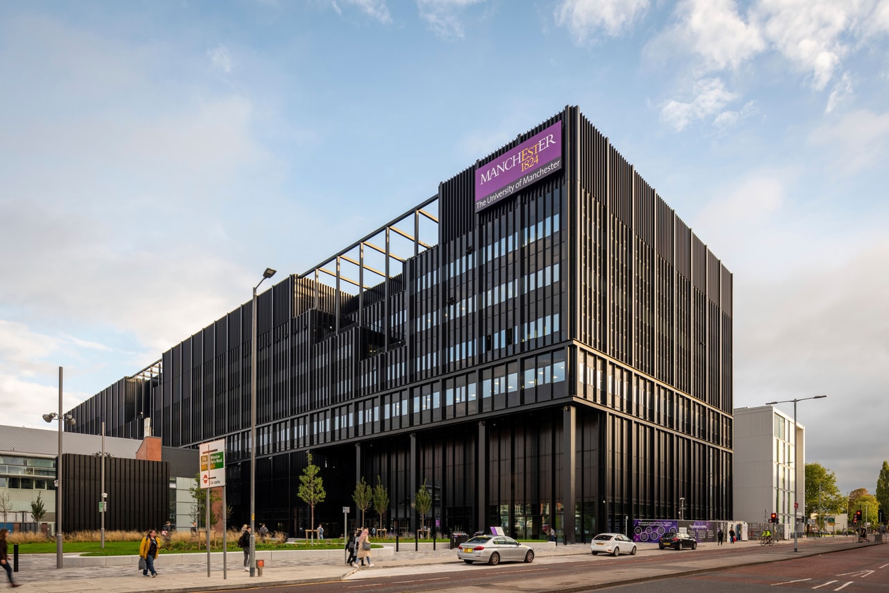 Manchester Engineering Campus_Exterior Building