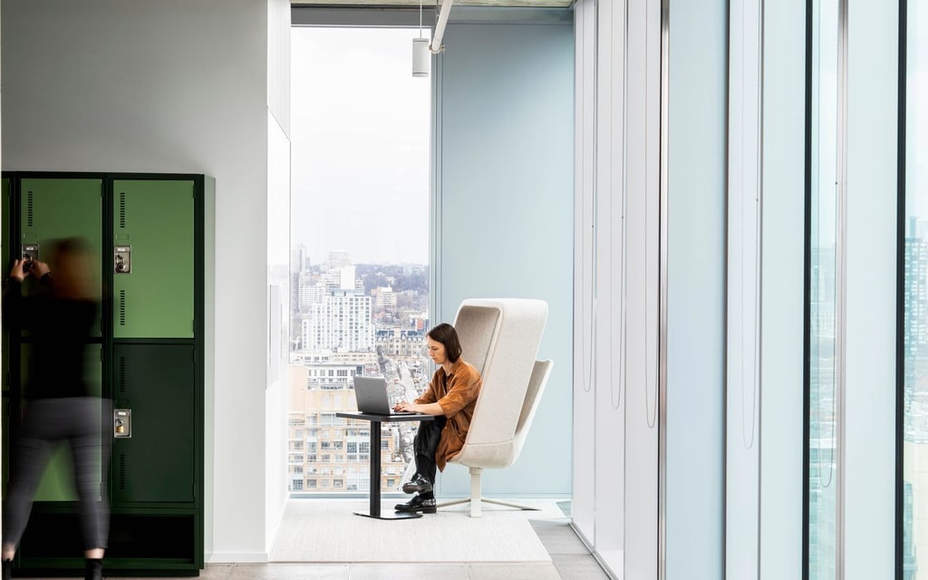 Quadrangle office corner