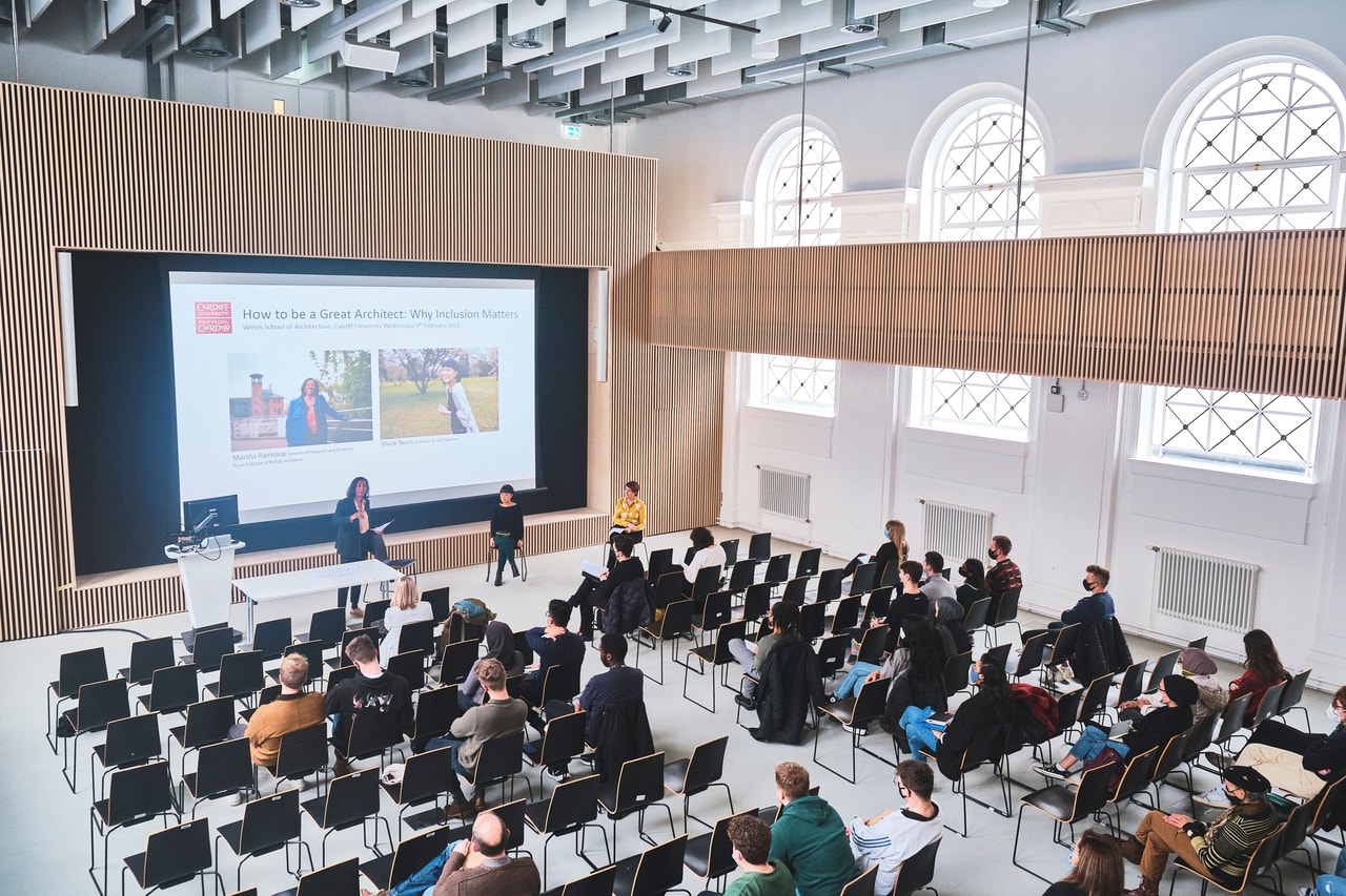 Welsh School of Architecture_Lecture room