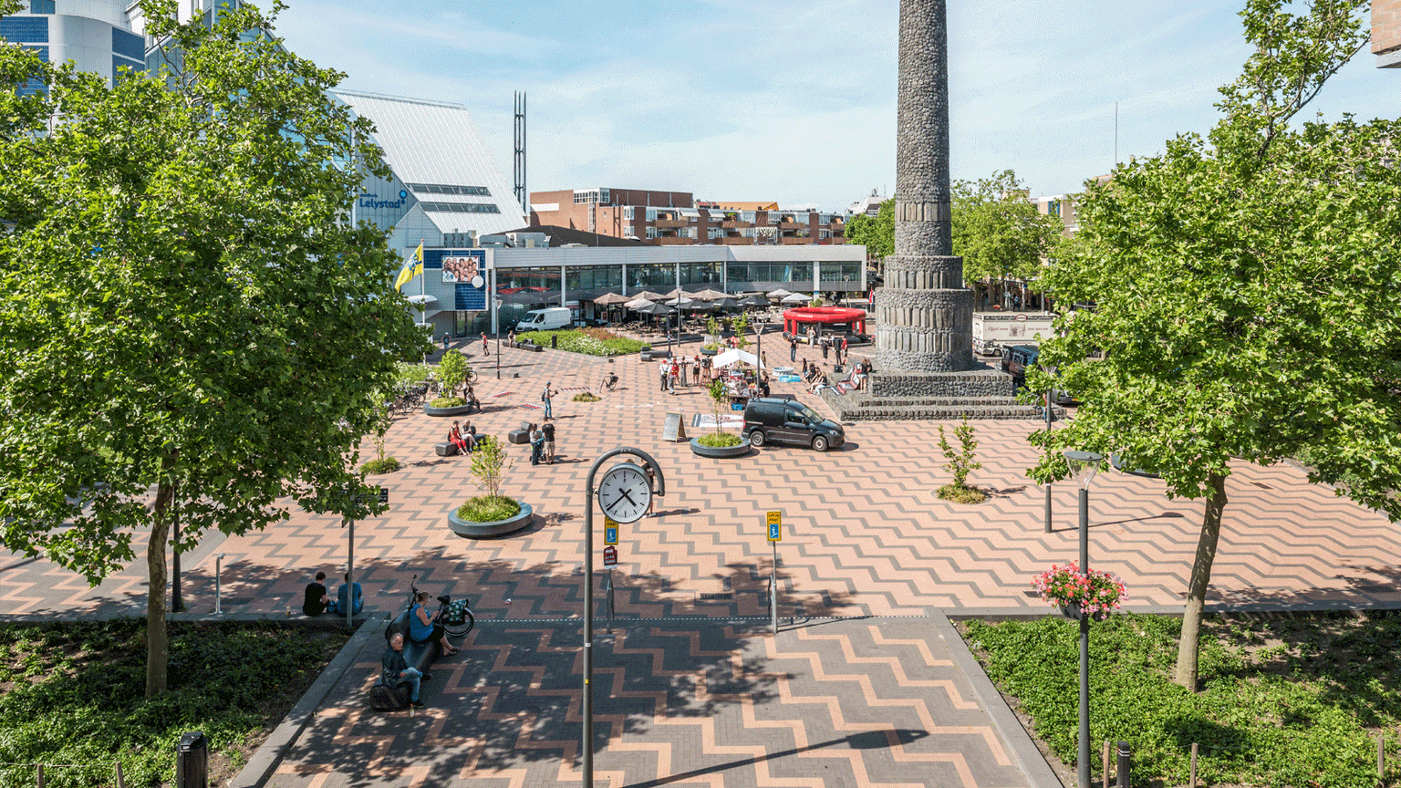 Lelystad, Stadhuisplein
