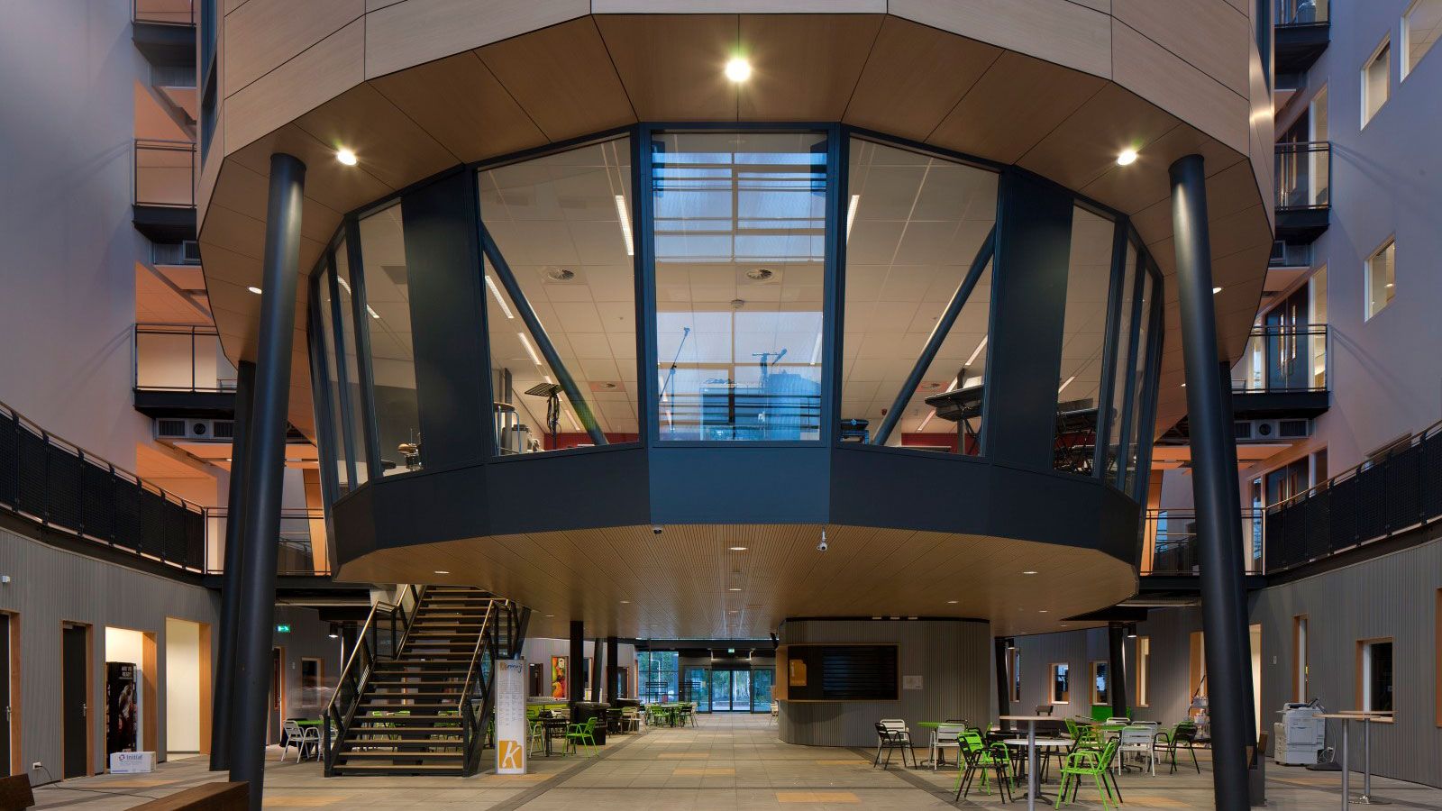 Gerrit Komrij College
