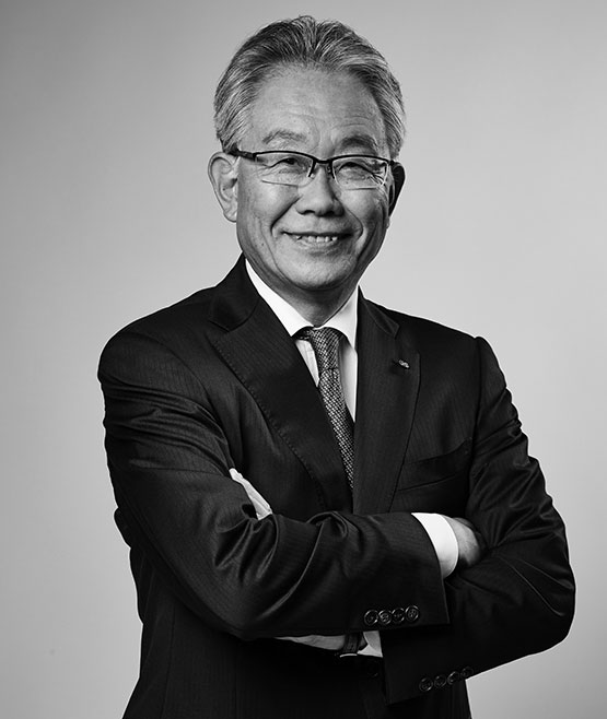 Mr Ryuichi Arimoto